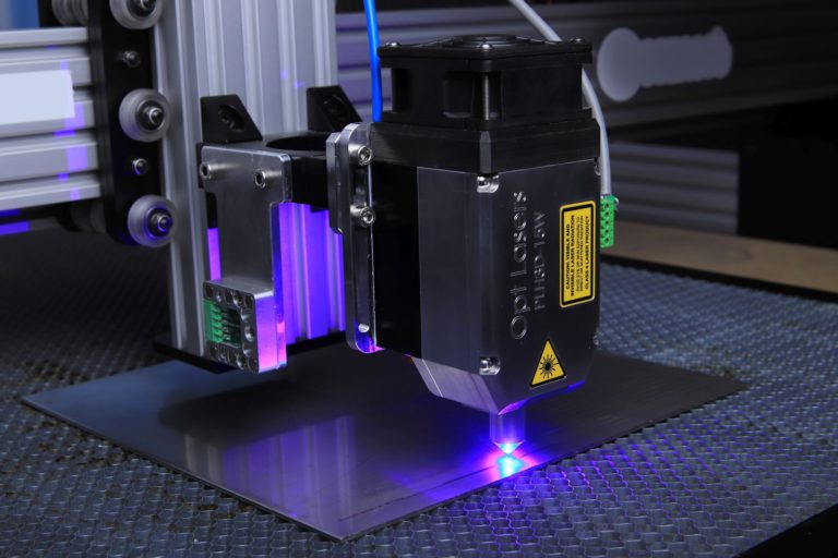Gravure laser — fibre & CO₂